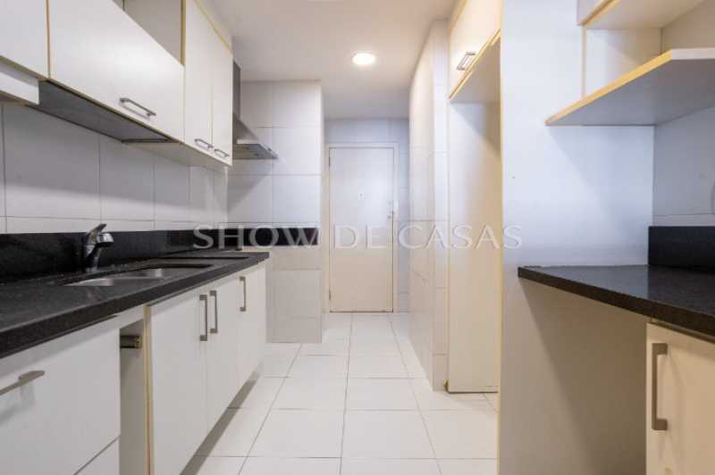 Apartamento à venda com 3 quartos, 113m² - Foto 24