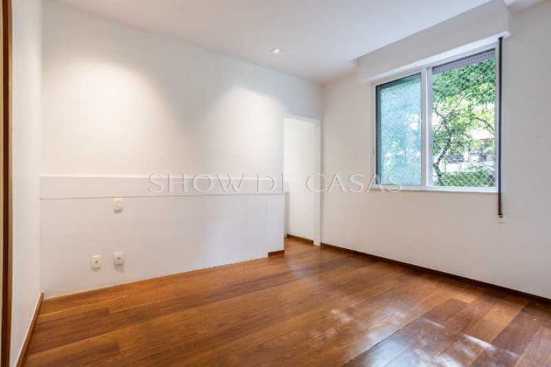 Apartamento à venda com 3 quartos, 113m² - Foto 11