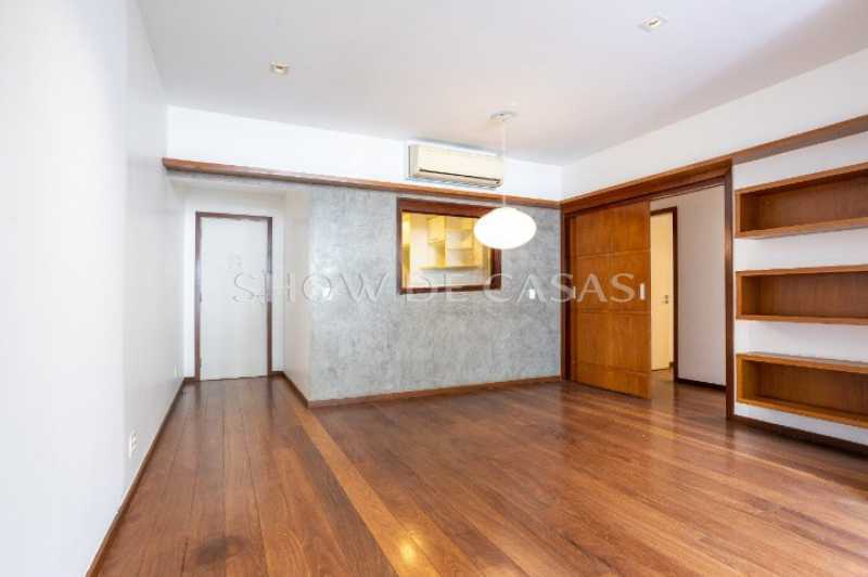 Apartamento à venda com 3 quartos, 113m² - Foto 3