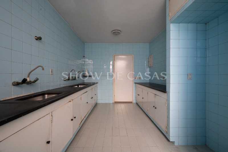 Apartamento à venda com 5 quartos, 300m² - Foto 26