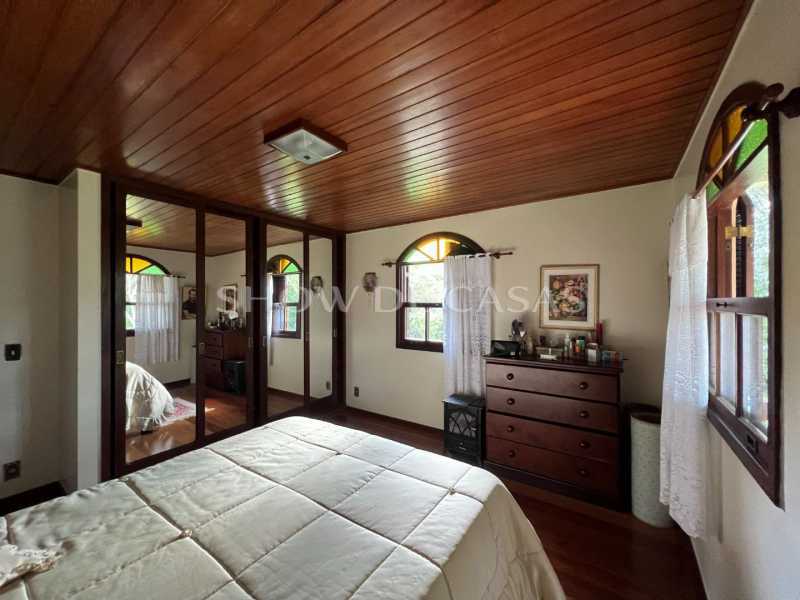 Casa de Condomínio à venda com 3 quartos, 208m² - Foto 9