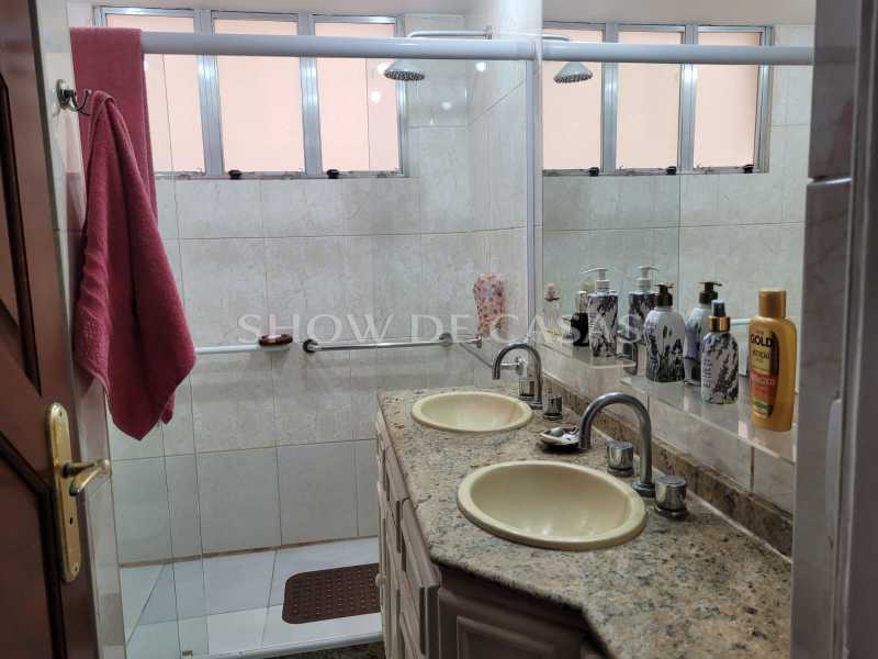 Apartamento à venda com 3 quartos, 151m² - Foto 19