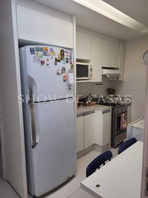 Apartamento à venda com 3 quartos, 120m² - Foto 23