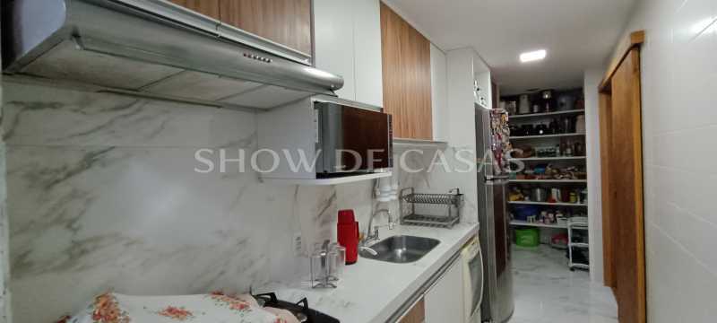 Apartamento à venda com 3 quartos, 98m² - Foto 24