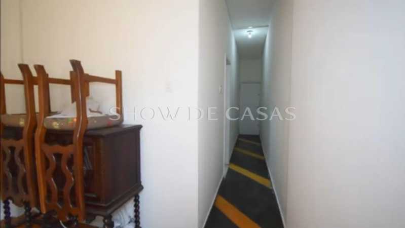 Apartamento à venda com 1 quarto, 70m² - Foto 3