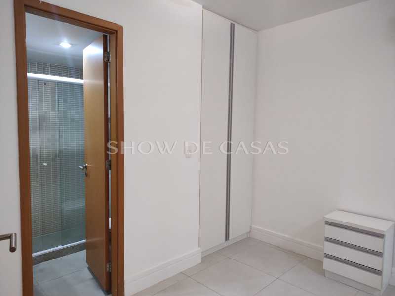 Apartamento à venda com 2 quartos, 78m² - Foto 11