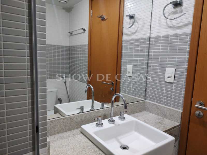 Apartamento à venda com 2 quartos, 78m² - Foto 15