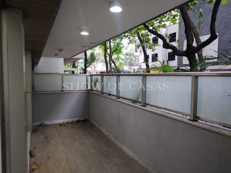 Apartamento à venda com 2 quartos, 78m² - Foto 2