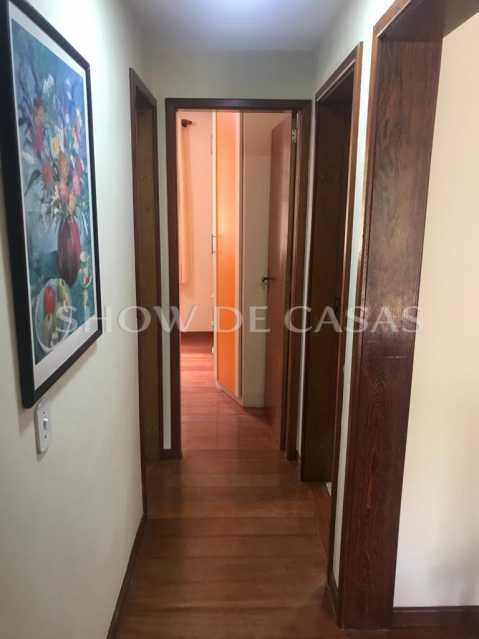 Apartamento à venda com 2 quartos, 65m² - Foto 3