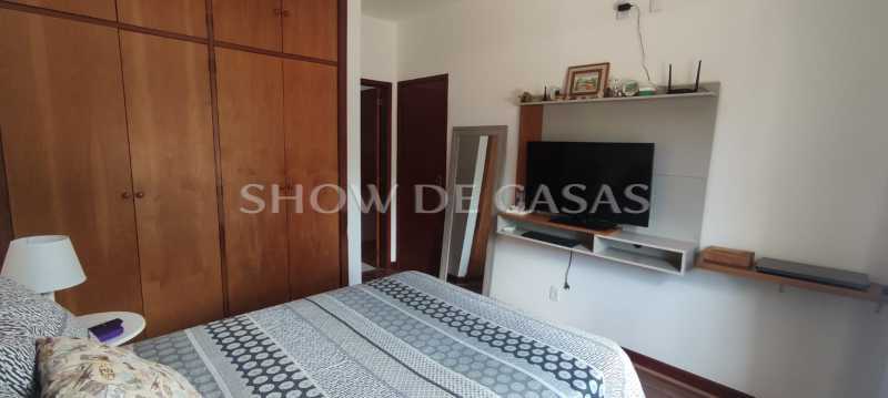 Casa à venda com 3 quartos, 108m² - Foto 11