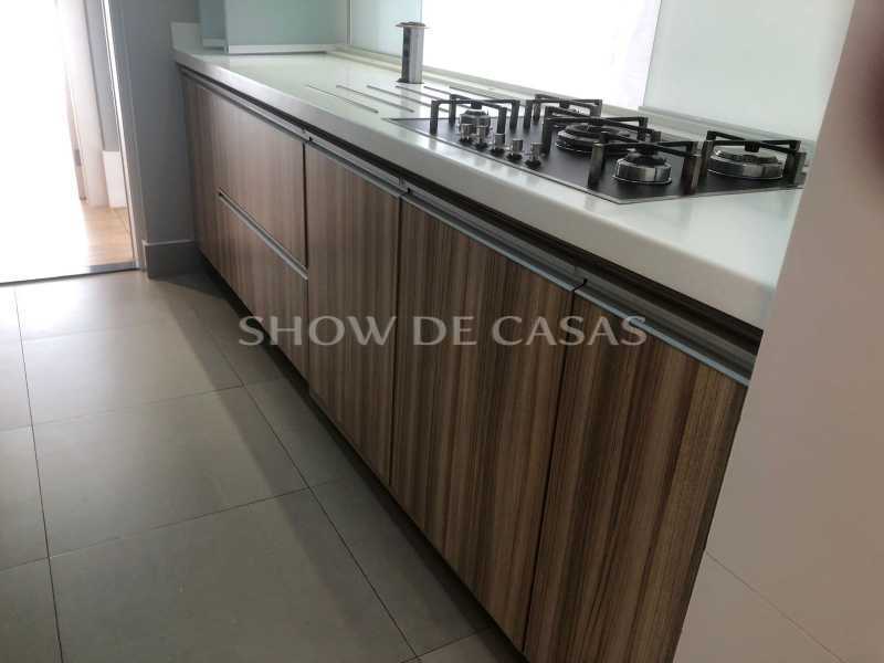 Apartamento à venda com 3 quartos, 130m² - Foto 26