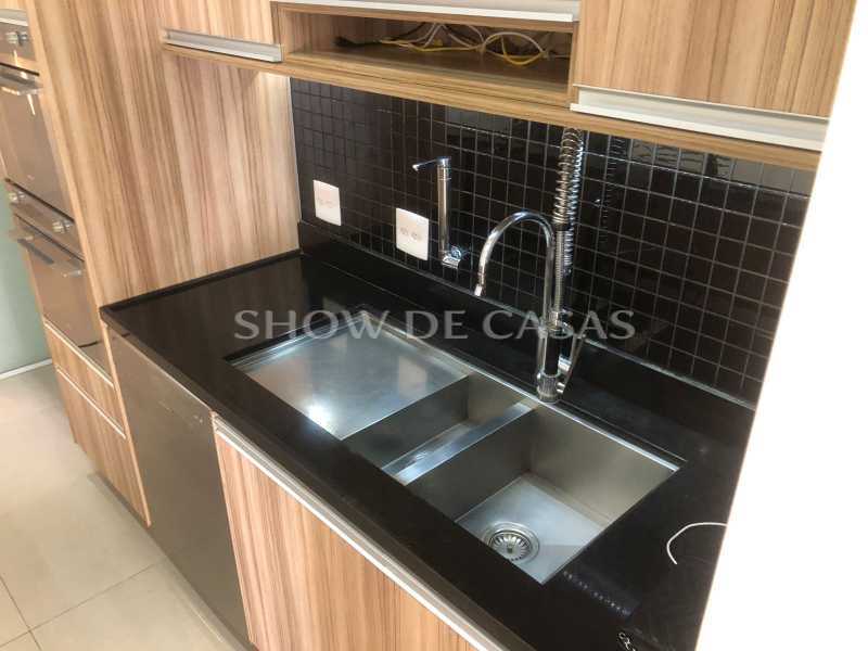 Apartamento à venda com 3 quartos, 130m² - Foto 25