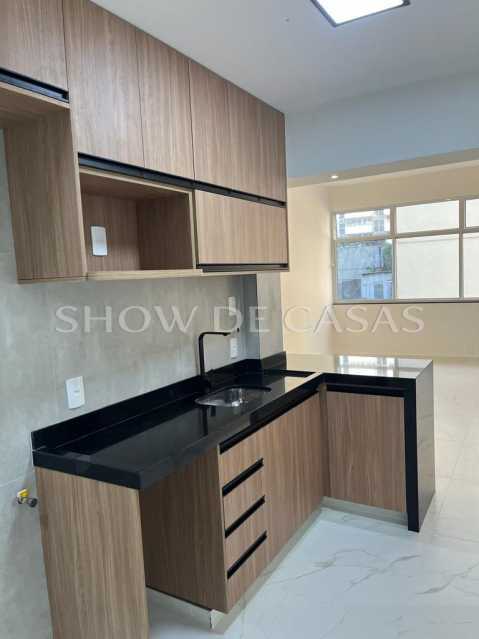 Apartamento à venda com 2 quartos, 65m² - Foto 17