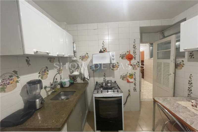 Apartamento à venda com 2 quartos, 76m² - Foto 11