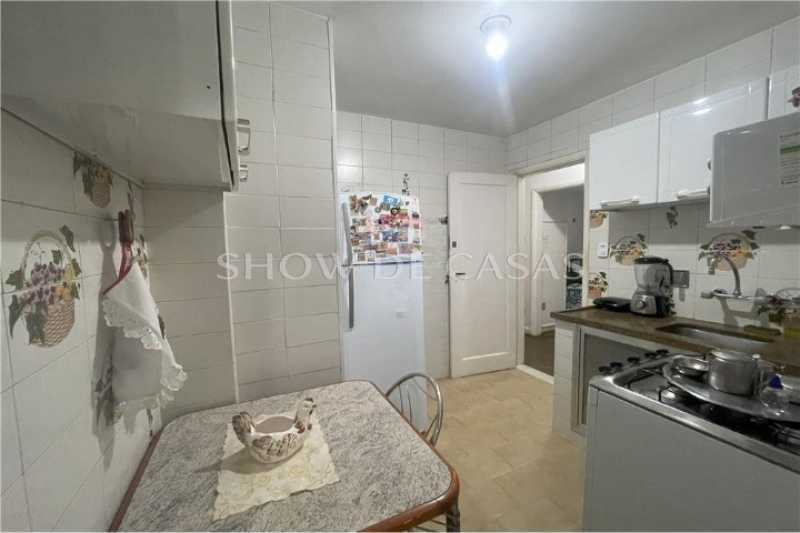 Apartamento à venda com 2 quartos, 76m² - Foto 12