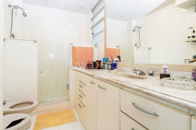 Apartamento à venda com 4 quartos, 162m² - Foto 17