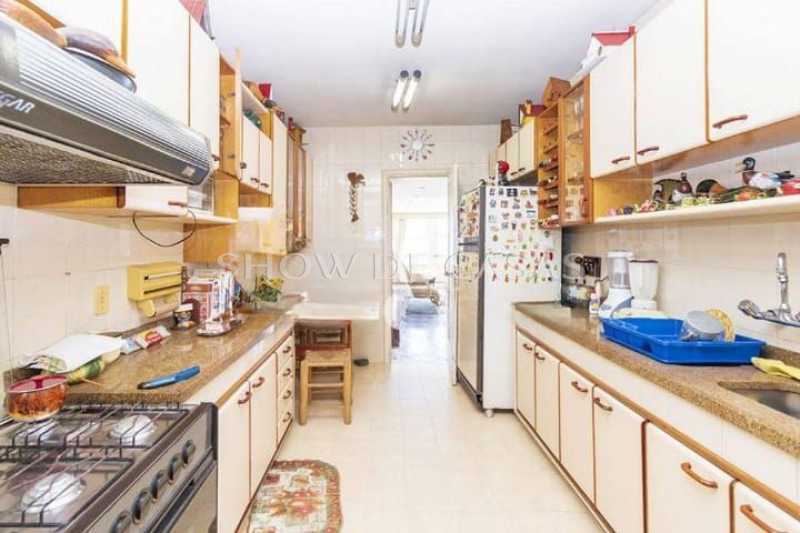 Apartamento à venda com 4 quartos, 162m² - Foto 20