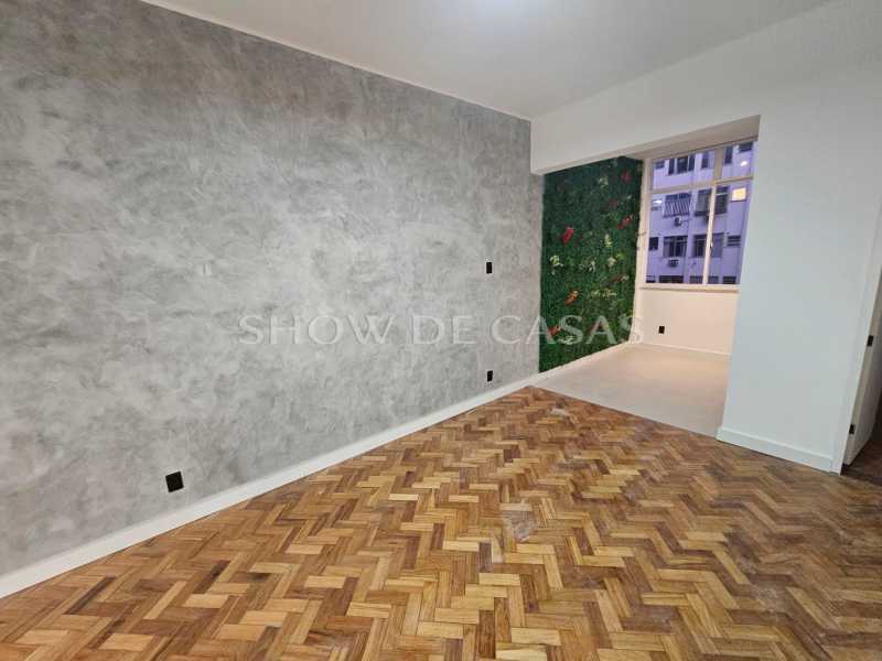 Apartamento à venda com 2 quartos, 85m² - Foto 1