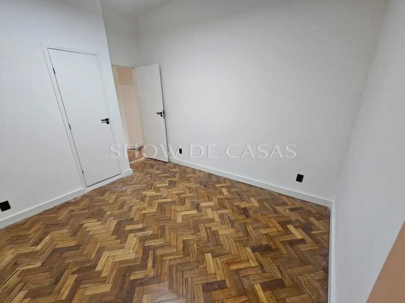 Apartamento à venda com 2 quartos, 85m² - Foto 13