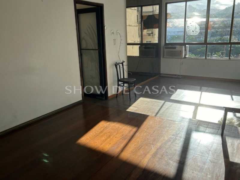 Apartamento à venda com 3 quartos, 102m² - Foto 1