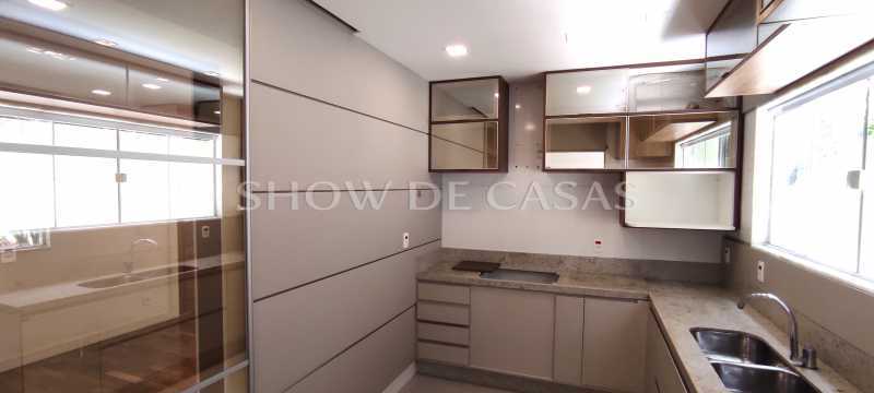 Casa de Condomínio à venda com 4 quartos, 234m² - Foto 6