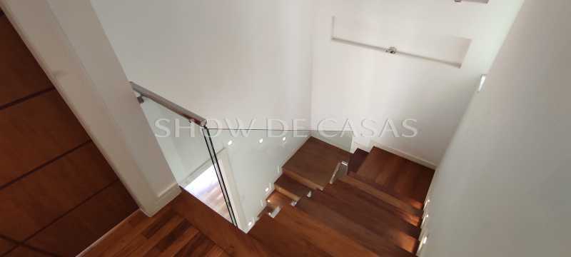 Casa de Condomínio à venda com 4 quartos, 234m² - Foto 21