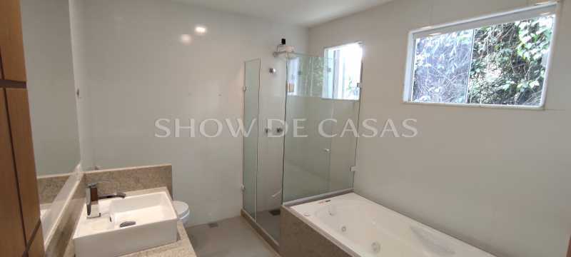 Casa de Condomínio à venda com 4 quartos, 234m² - Foto 10