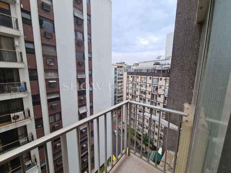 Apartamento à venda com 3 quartos, 100m² - Foto 2