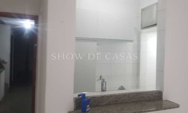 Apartamento à venda com 1 quarto, 40m² - Foto 2