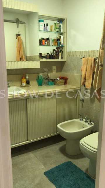 Apartamento à venda com 3 quartos, 135m² - Foto 9