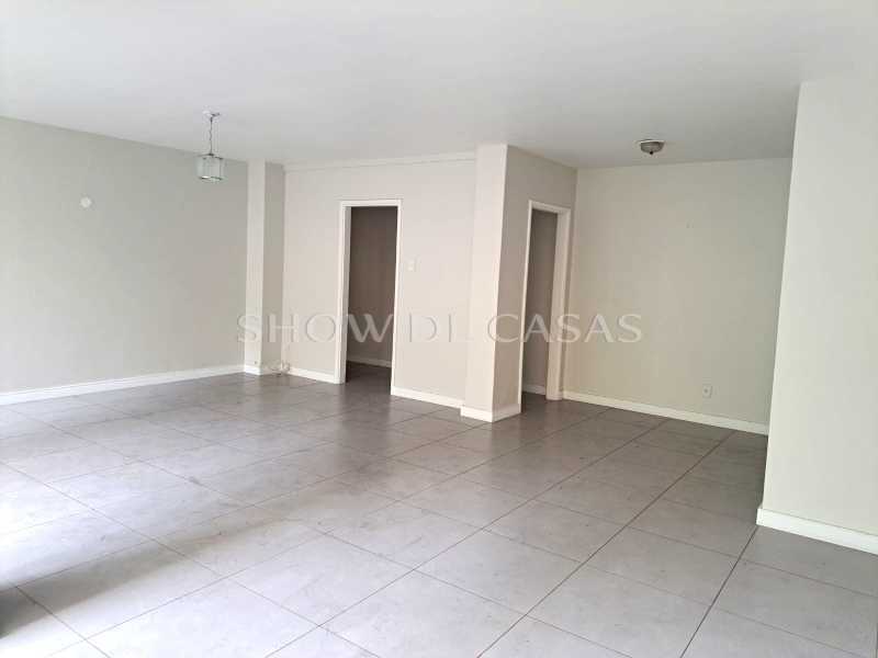 Apartamento à venda com 3 quartos, 150m² - Foto 4