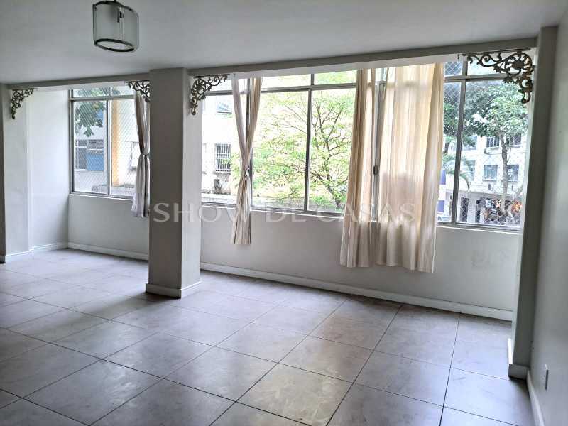 Apartamento à venda com 3 quartos, 150m² - Foto 1