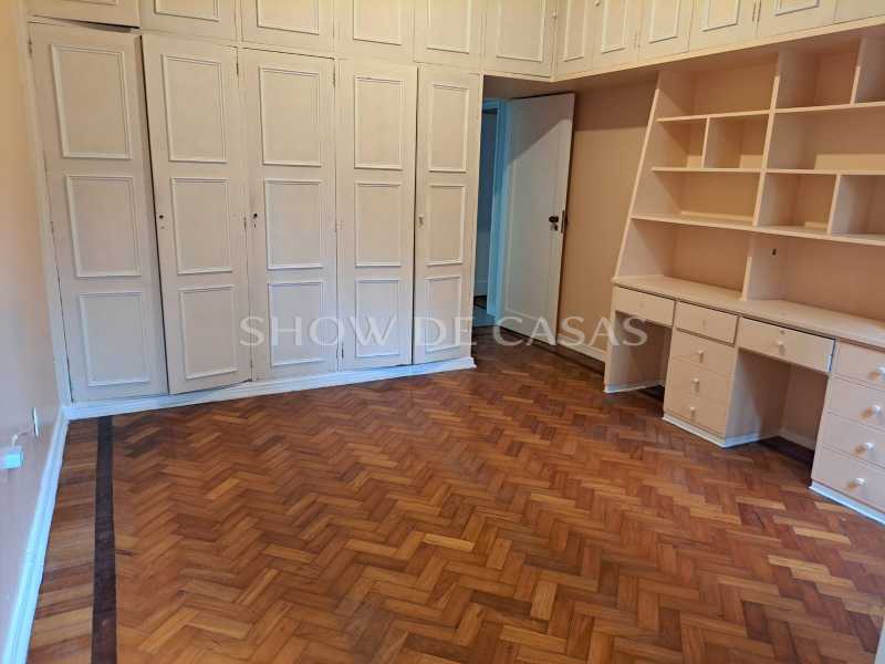 Apartamento à venda com 3 quartos, 150m² - Foto 10