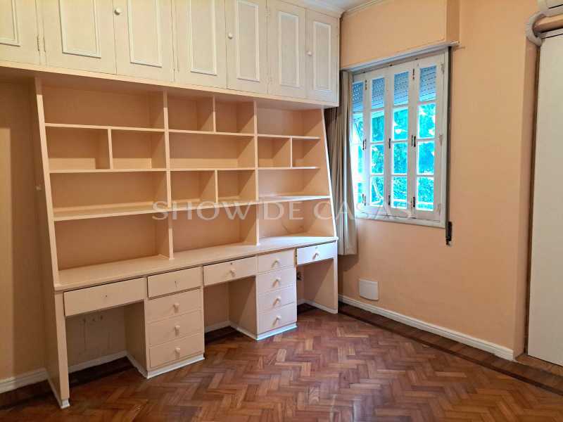 Apartamento à venda com 3 quartos, 150m² - Foto 15