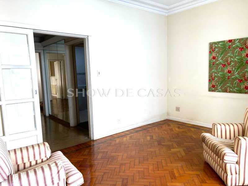 Apartamento à venda com 2 quartos, 131m² - Foto 4