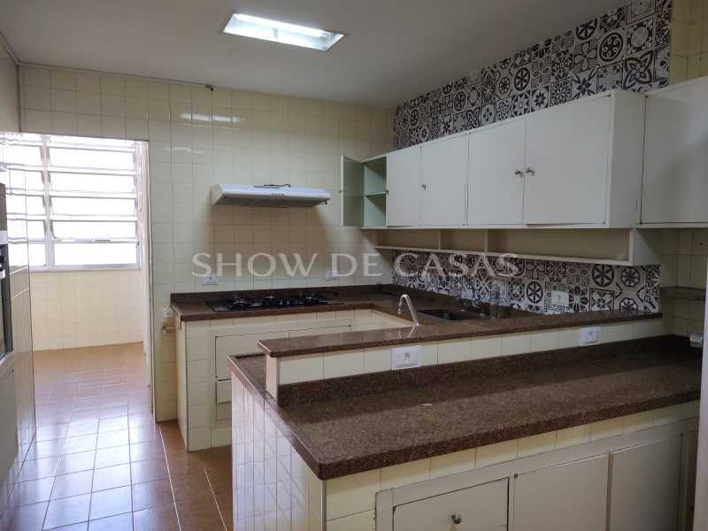 Apartamento à venda com 4 quartos, 243m² - Foto 23