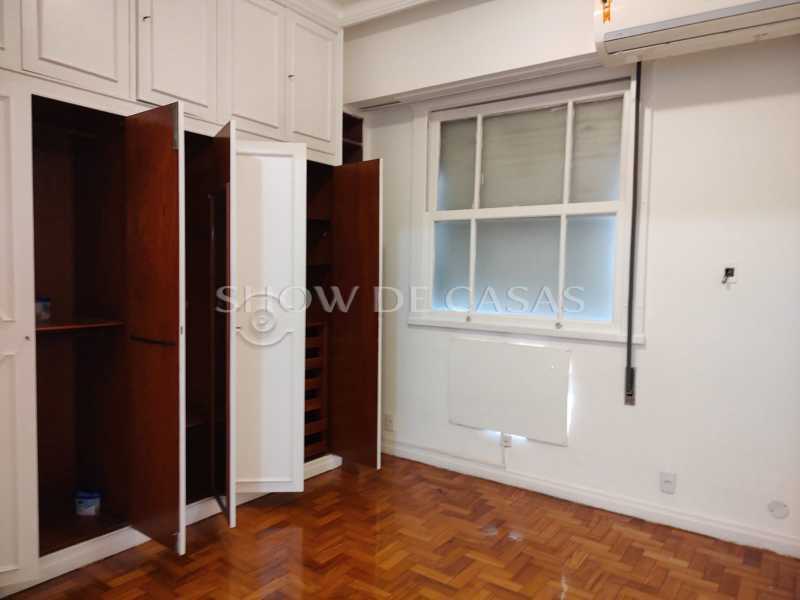 Apartamento à venda com 4 quartos, 243m² - Foto 18