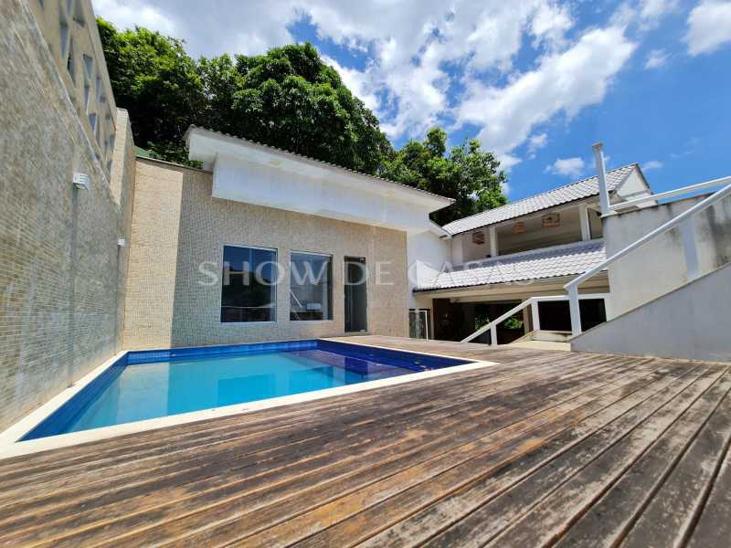 Casa de Condomínio à venda com 4 quartos, 450m² - Foto 28