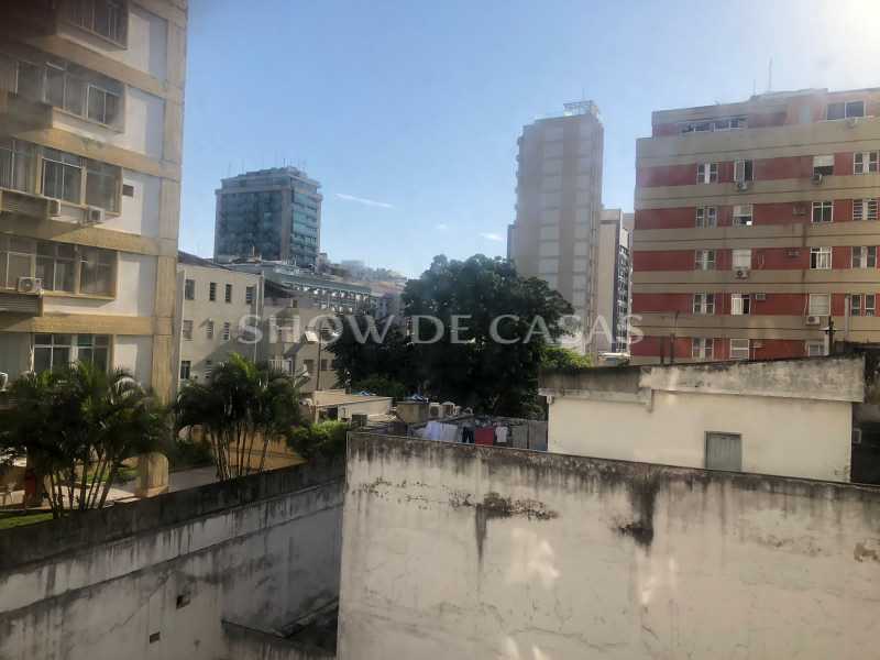 Apartamento à venda com 3 quartos, 76m² - Foto 2