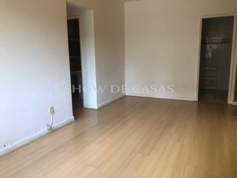 Apartamento à venda com 3 quartos, 76m² - Foto 3