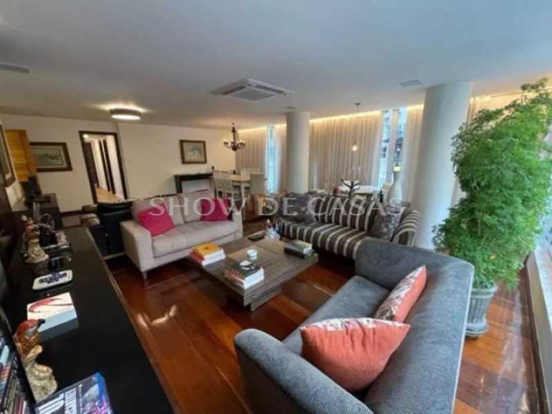 Apartamento à venda com 3 quartos, 180m² - Foto 3