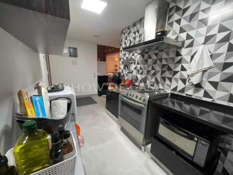 Apartamento à venda com 3 quartos, 180m² - Foto 16