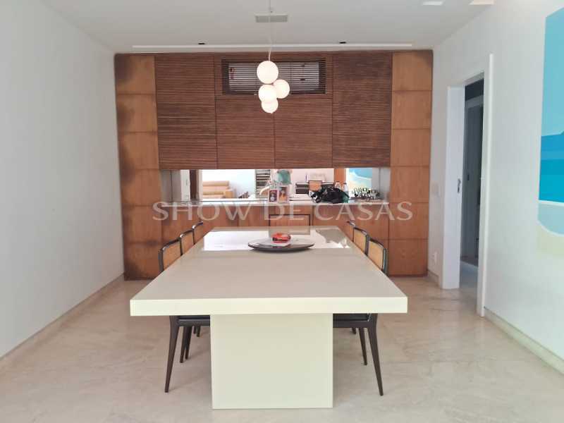 Apartamento à venda com 3 quartos, 184m² - Foto 7