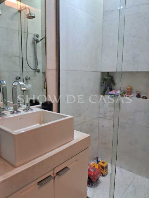 Apartamento à venda com 3 quartos, 184m² - Foto 15