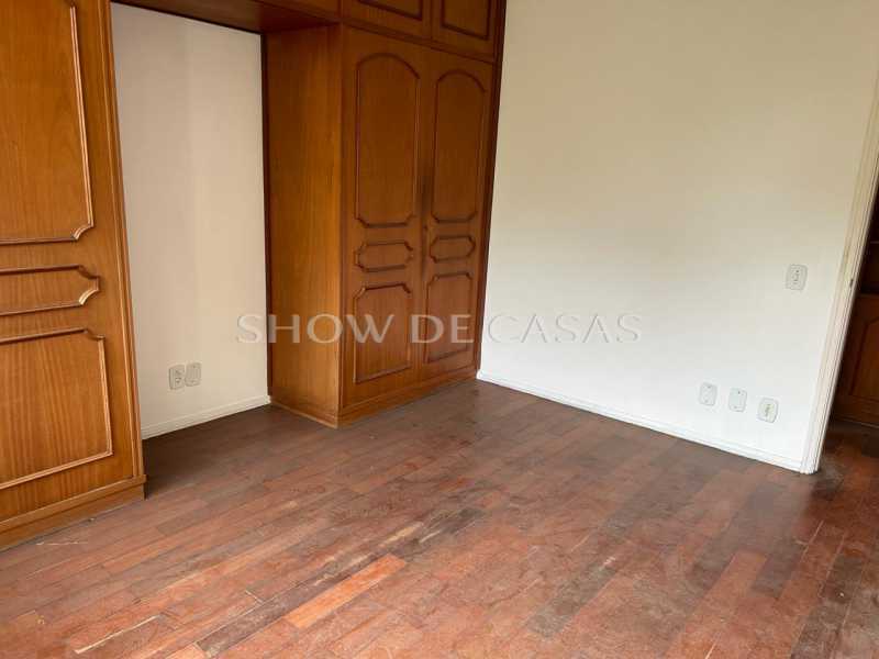 Apartamento à venda com 4 quartos, 160m² - Foto 11