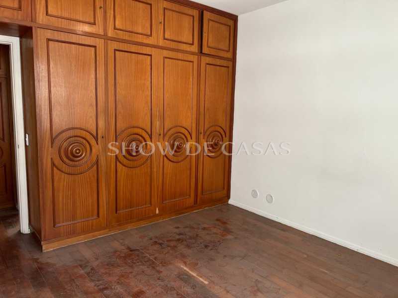 Apartamento à venda com 4 quartos, 160m² - Foto 19