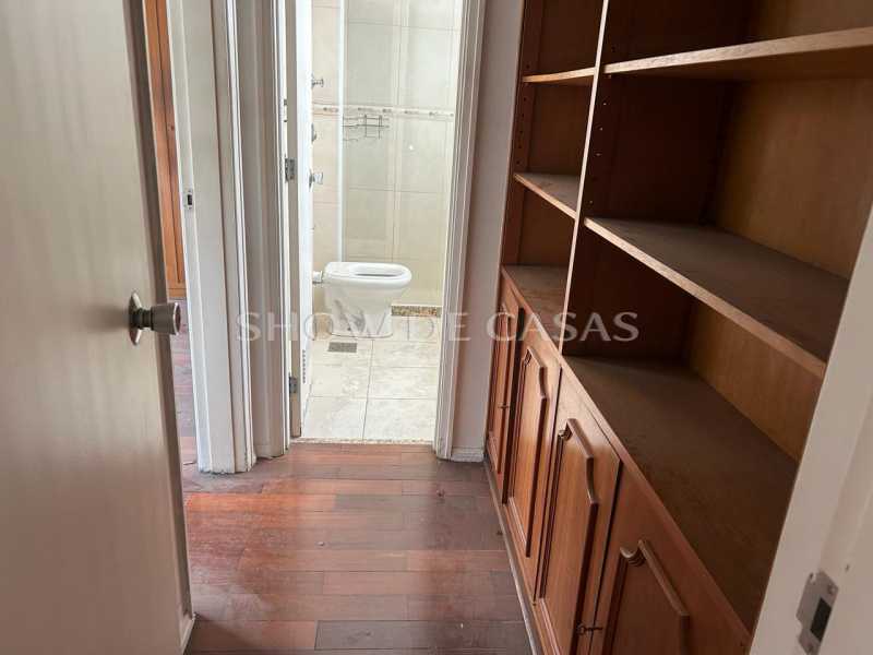 Apartamento à venda com 4 quartos, 160m² - Foto 12