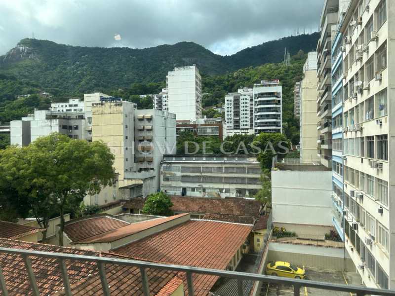 Apartamento à venda com 4 quartos, 160m² - Foto 6