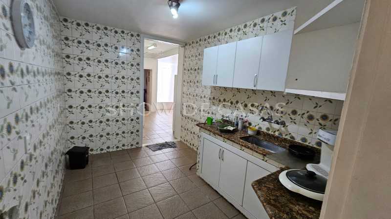 Apartamento à venda com 3 quartos, 155m² - Foto 14