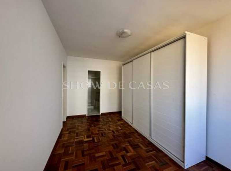 Apartamento à venda com 4 quartos, 150m² - Foto 9